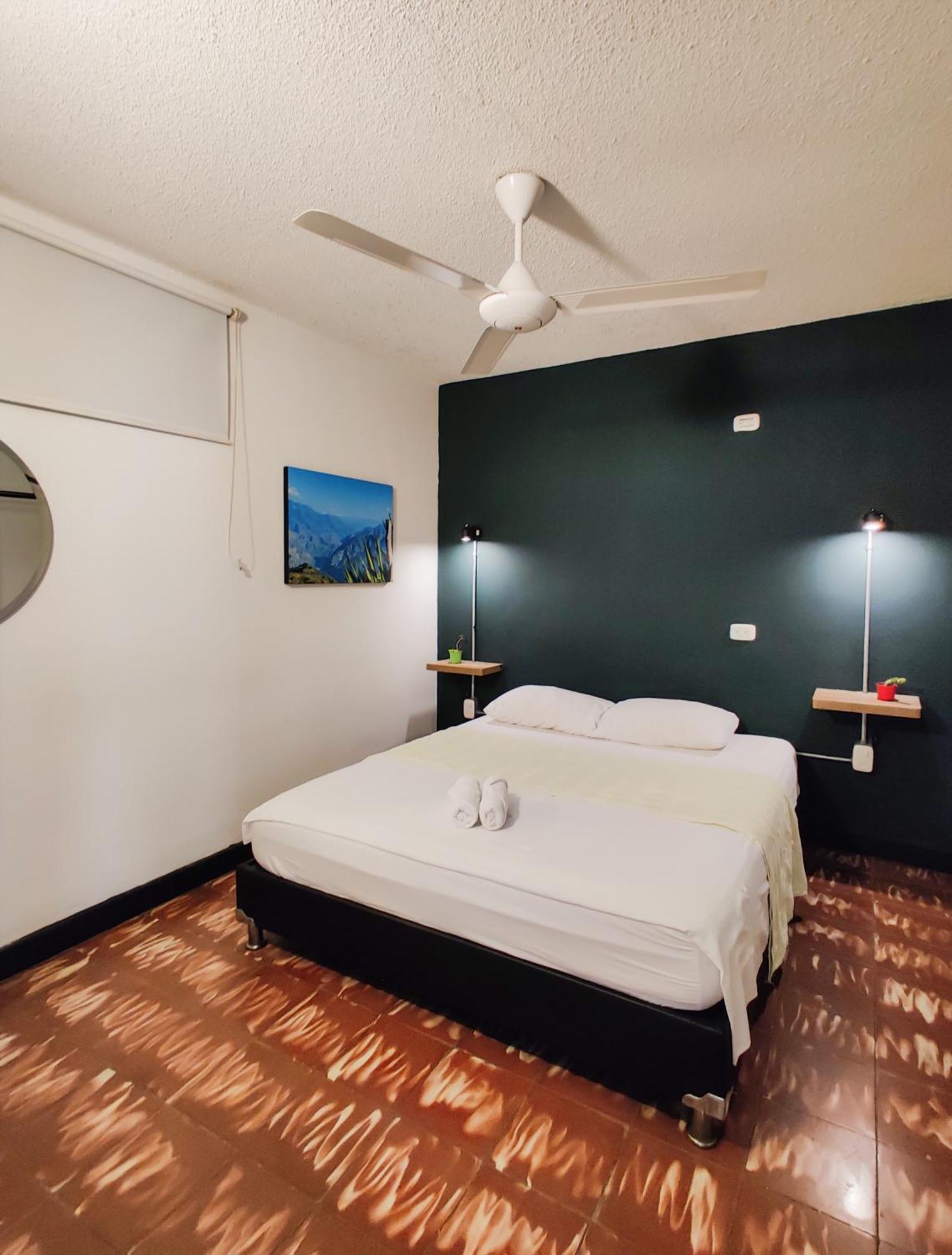 בוקארמנגה Zamia Hostel מראה חיצוני תמונה