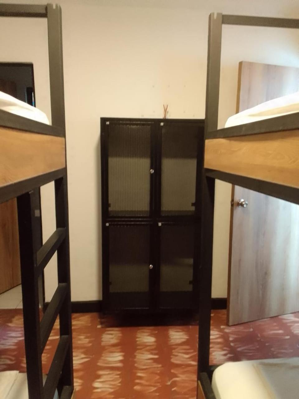 בוקארמנגה Zamia Hostel מראה חיצוני תמונה
