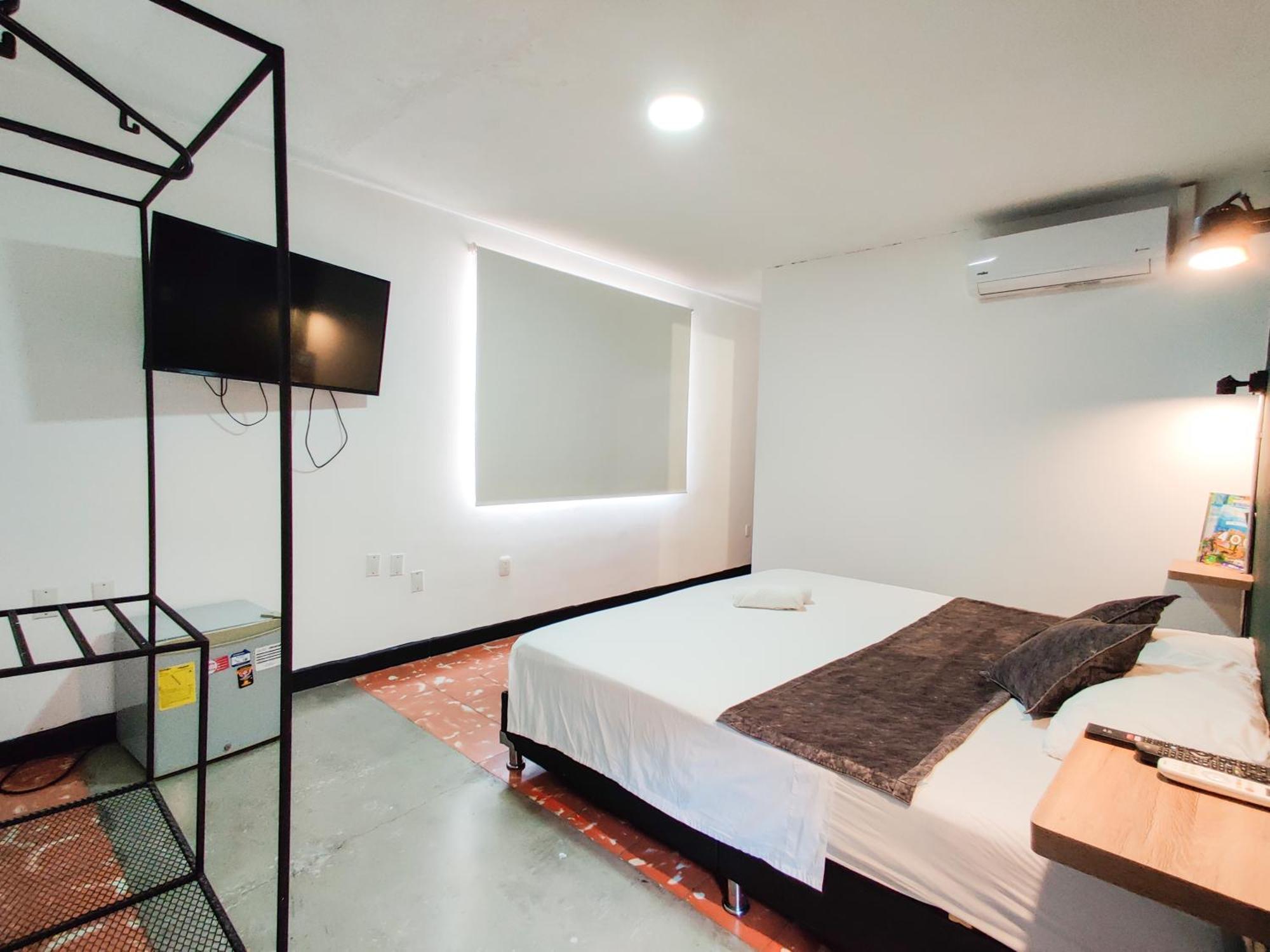 בוקארמנגה Zamia Hostel מראה חיצוני תמונה
